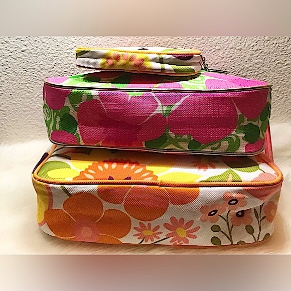 Lilly Pulitzer & Clinique Make Up Bags (3) - Picture 3 of 4